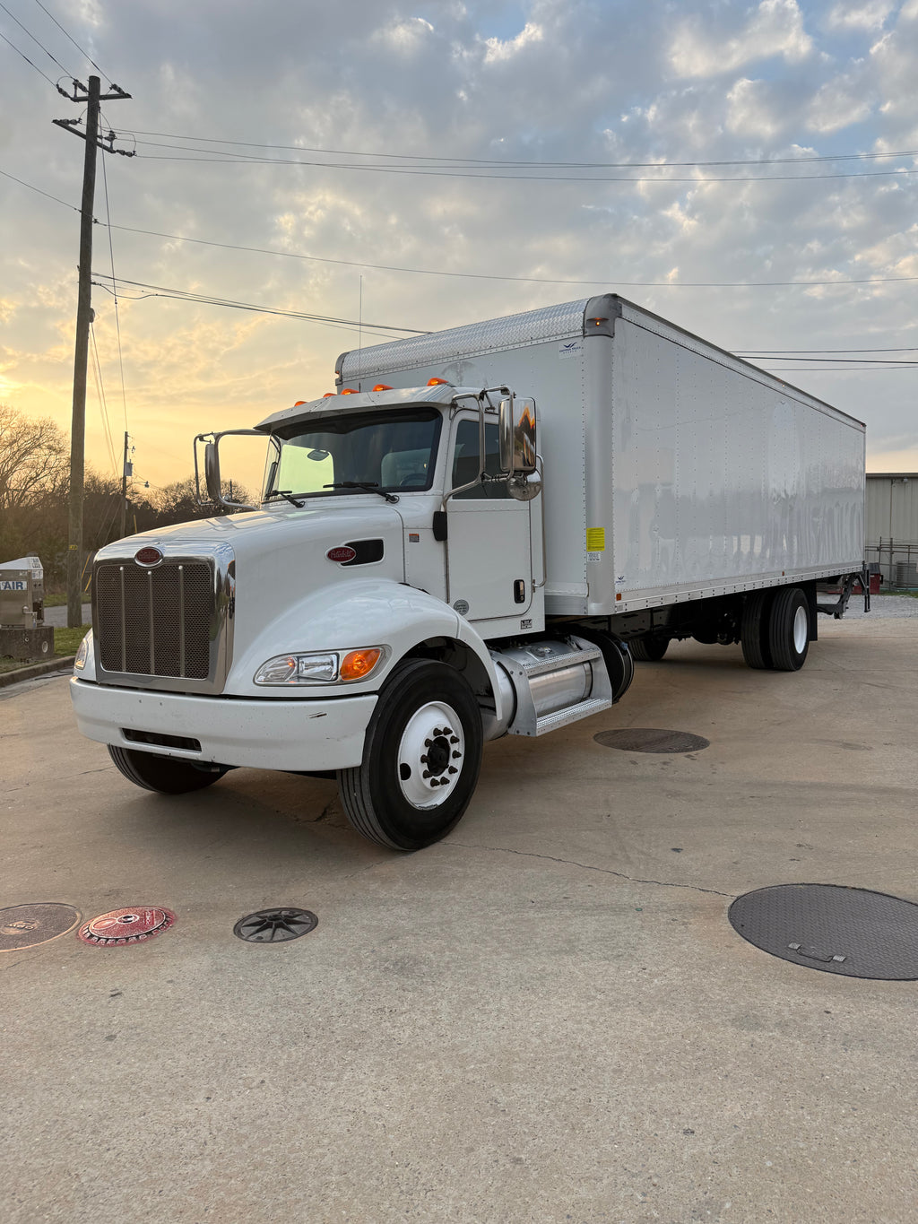 2022 Peterbilt 337 - 235k Miles