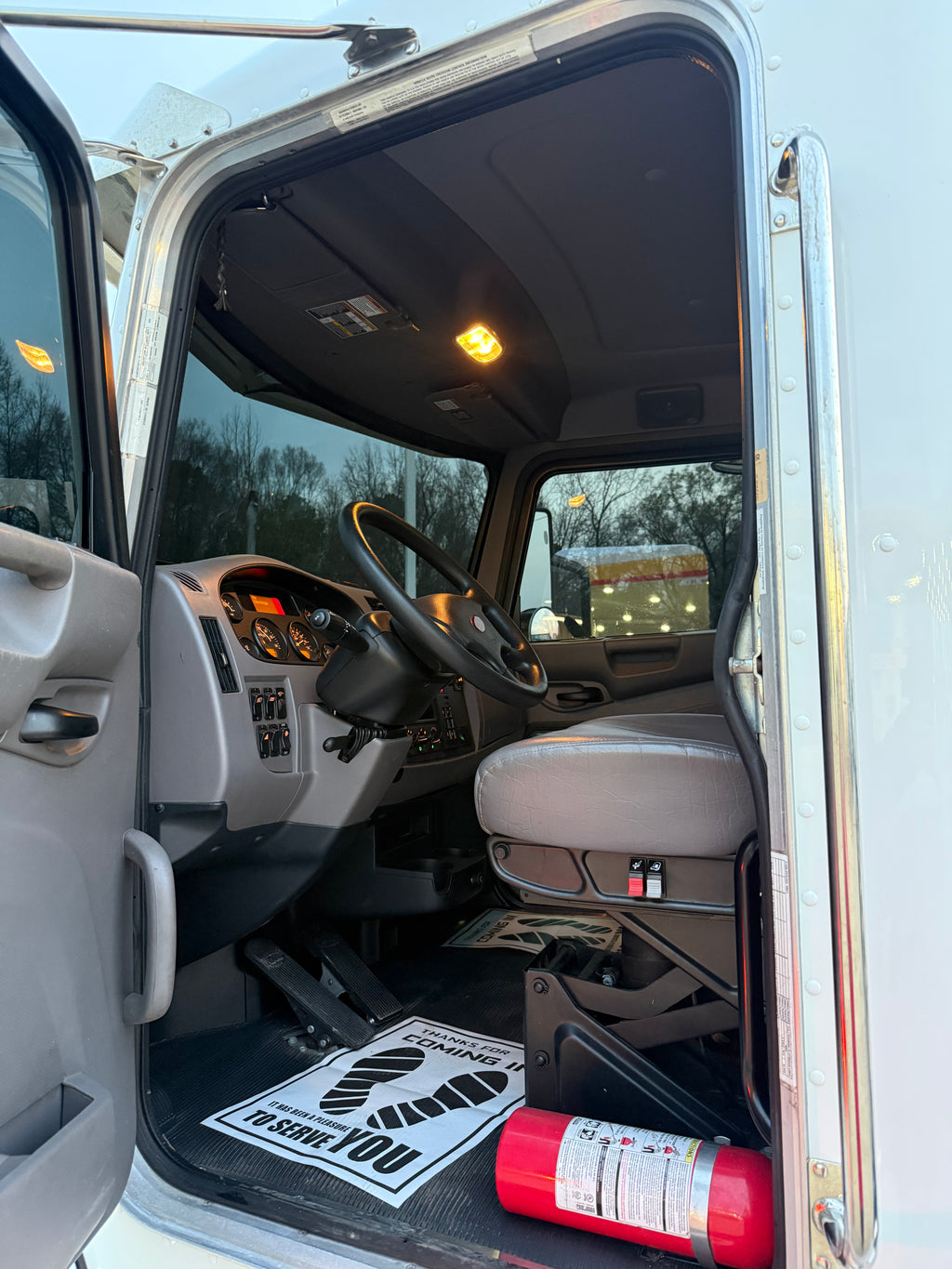 2022 Peterbilt 337 - 218k Miles