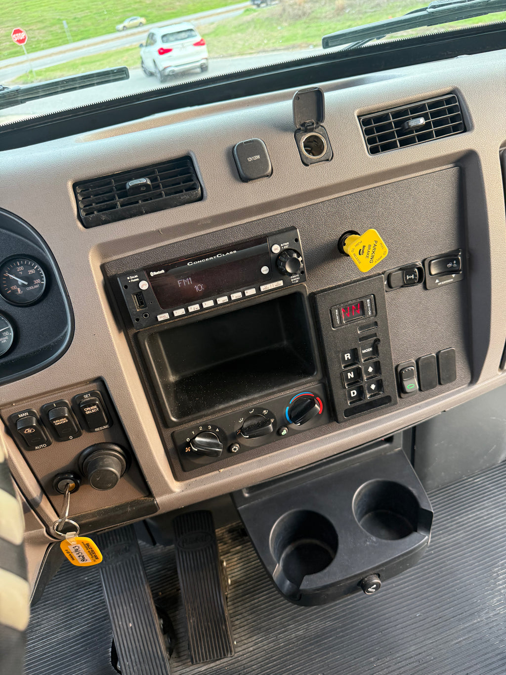 2022 Peterbilt 337 - 235k Miles