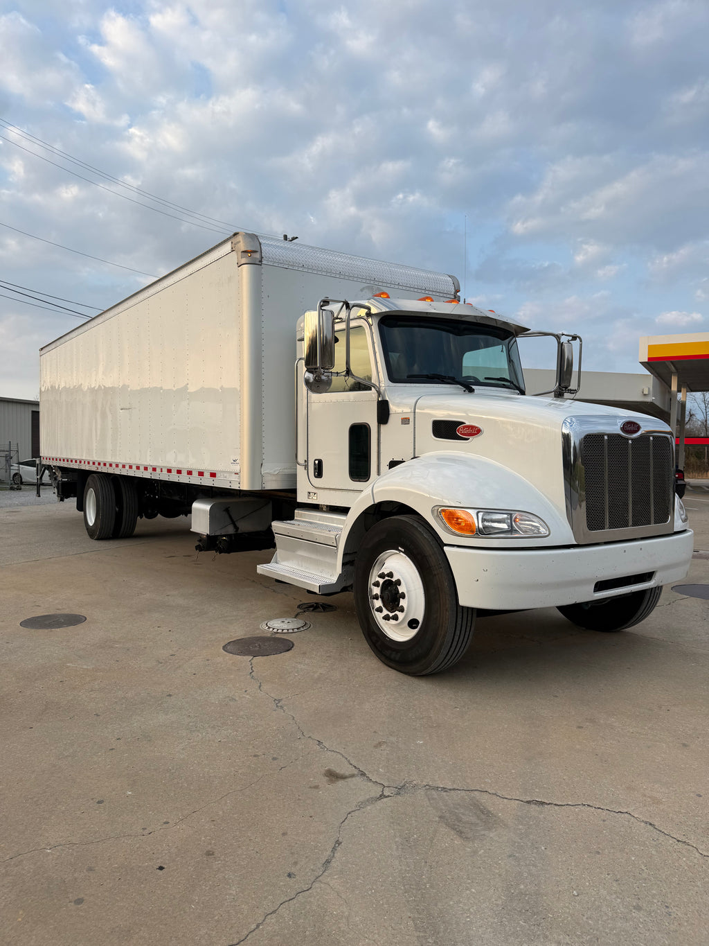 2022 Peterbilt 337 - 235k Miles