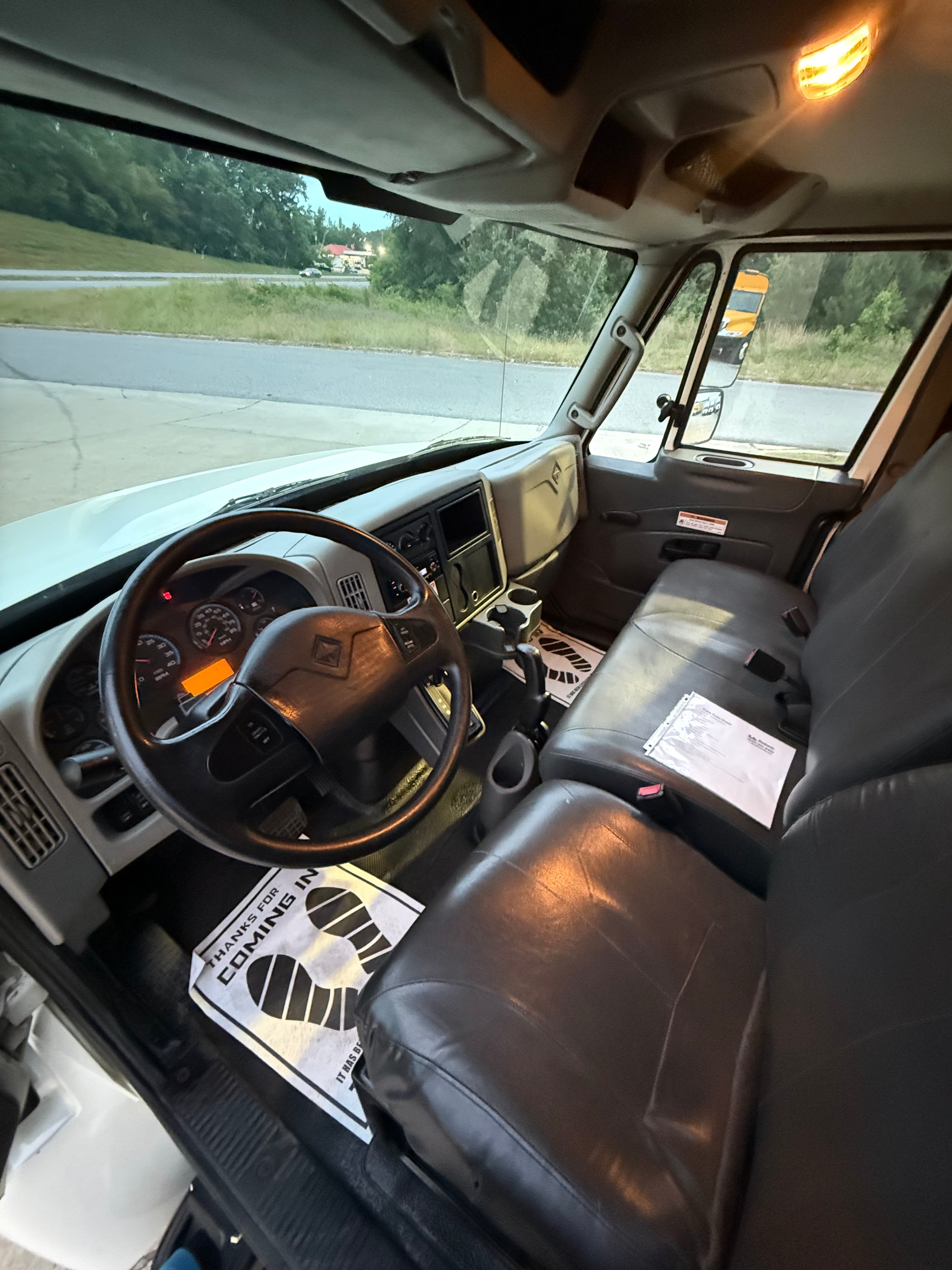 2017 International 4300 - 191k Miles