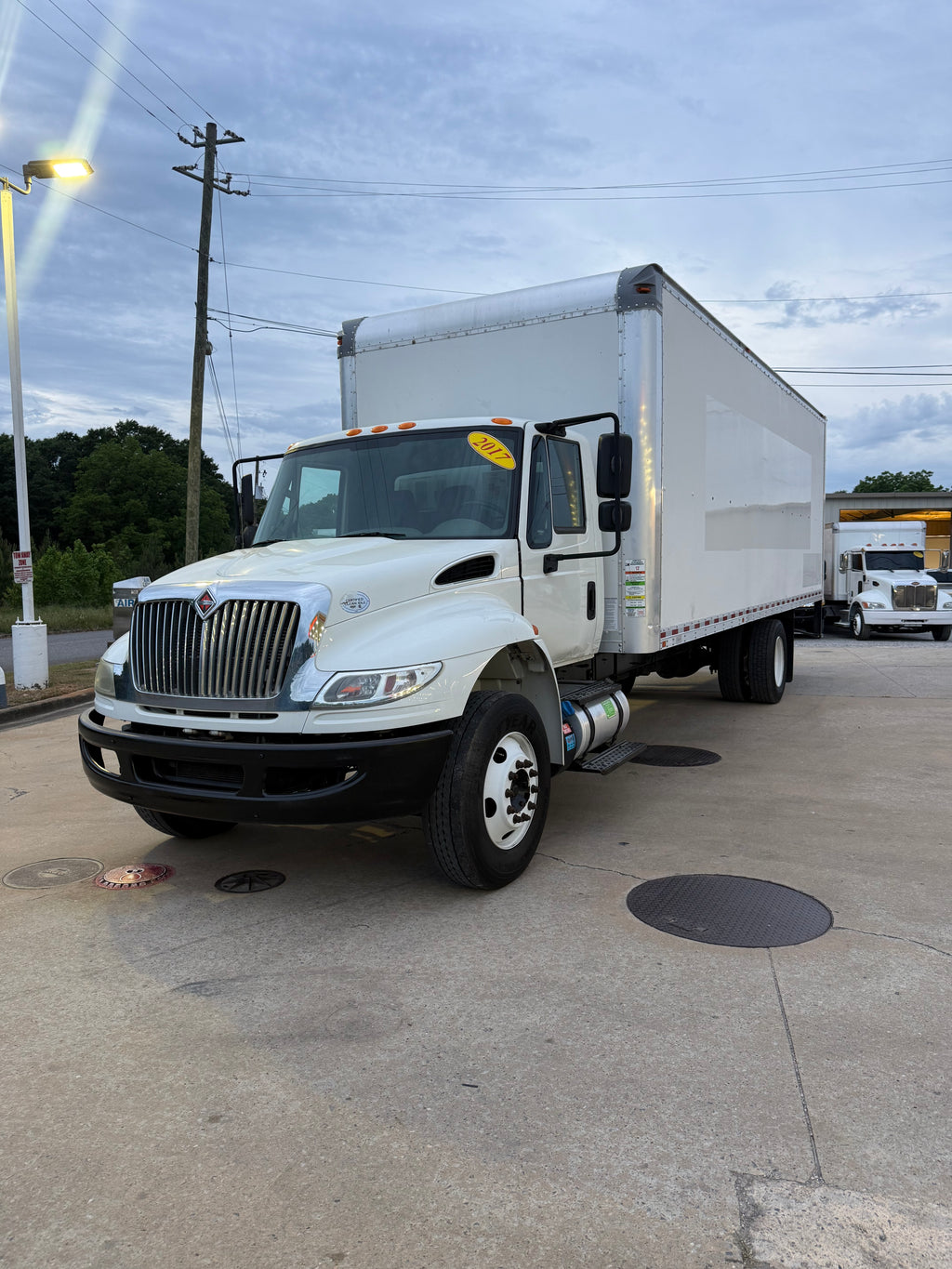 2017 International 4300 - 191k Miles