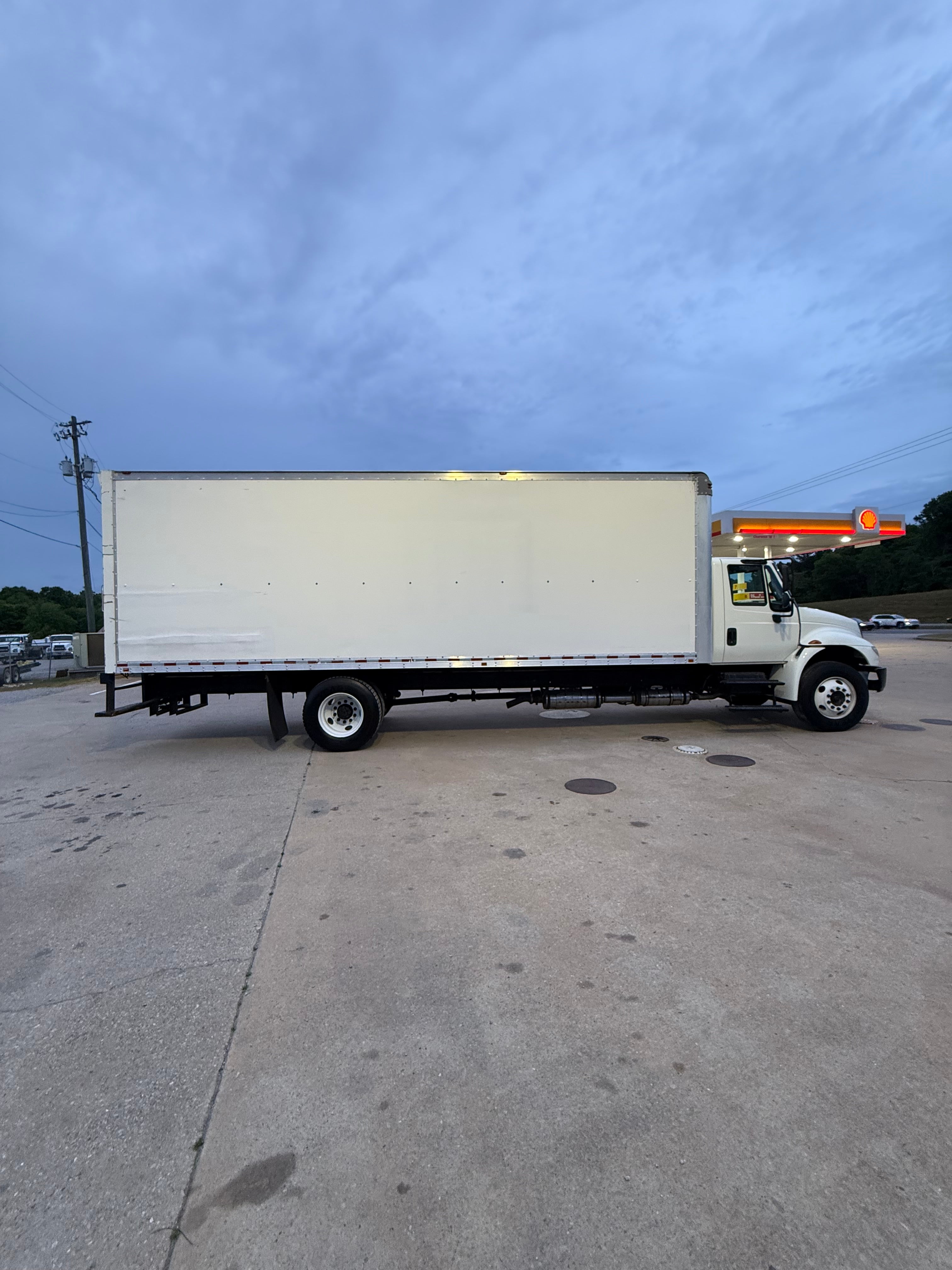 2017 International 4300 - 191k Miles