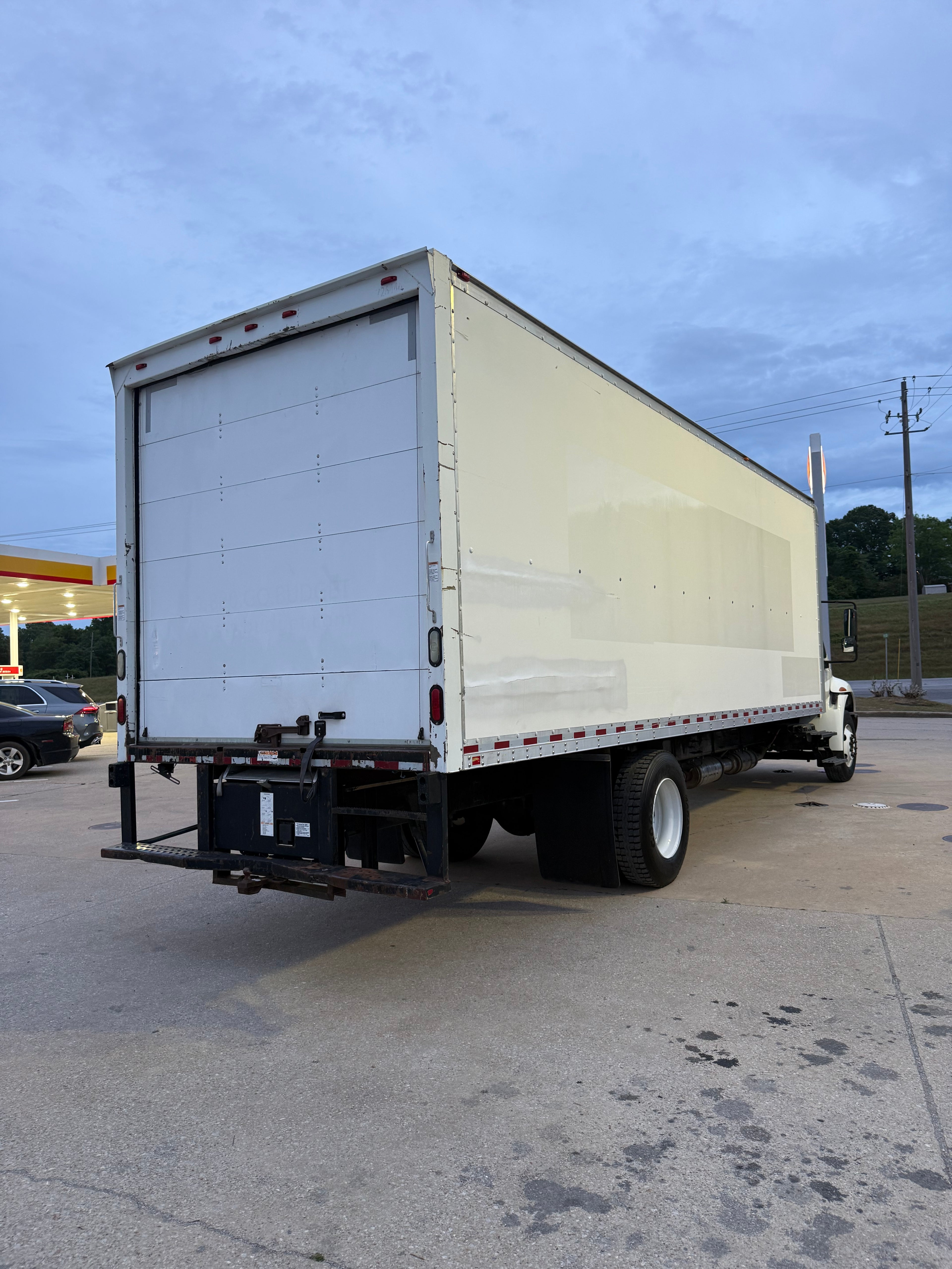 2017 International 4300 - 191k Miles