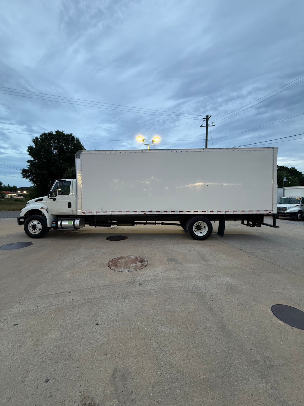 2017 International 4300 - 191k Miles