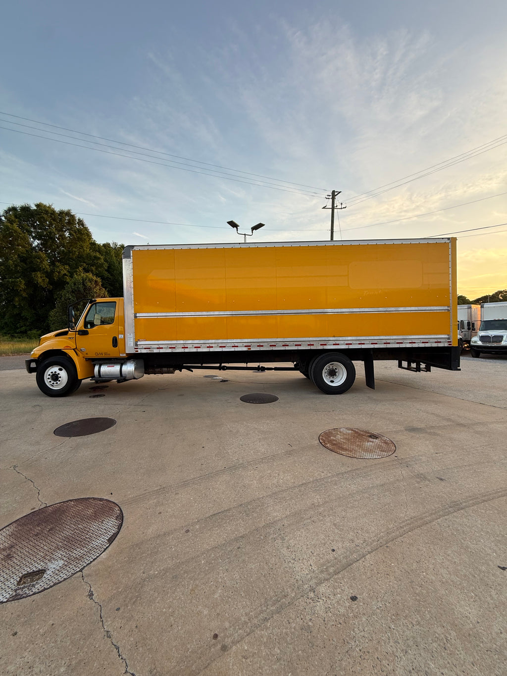 2021 International MV - 253k Miles with Liftgate