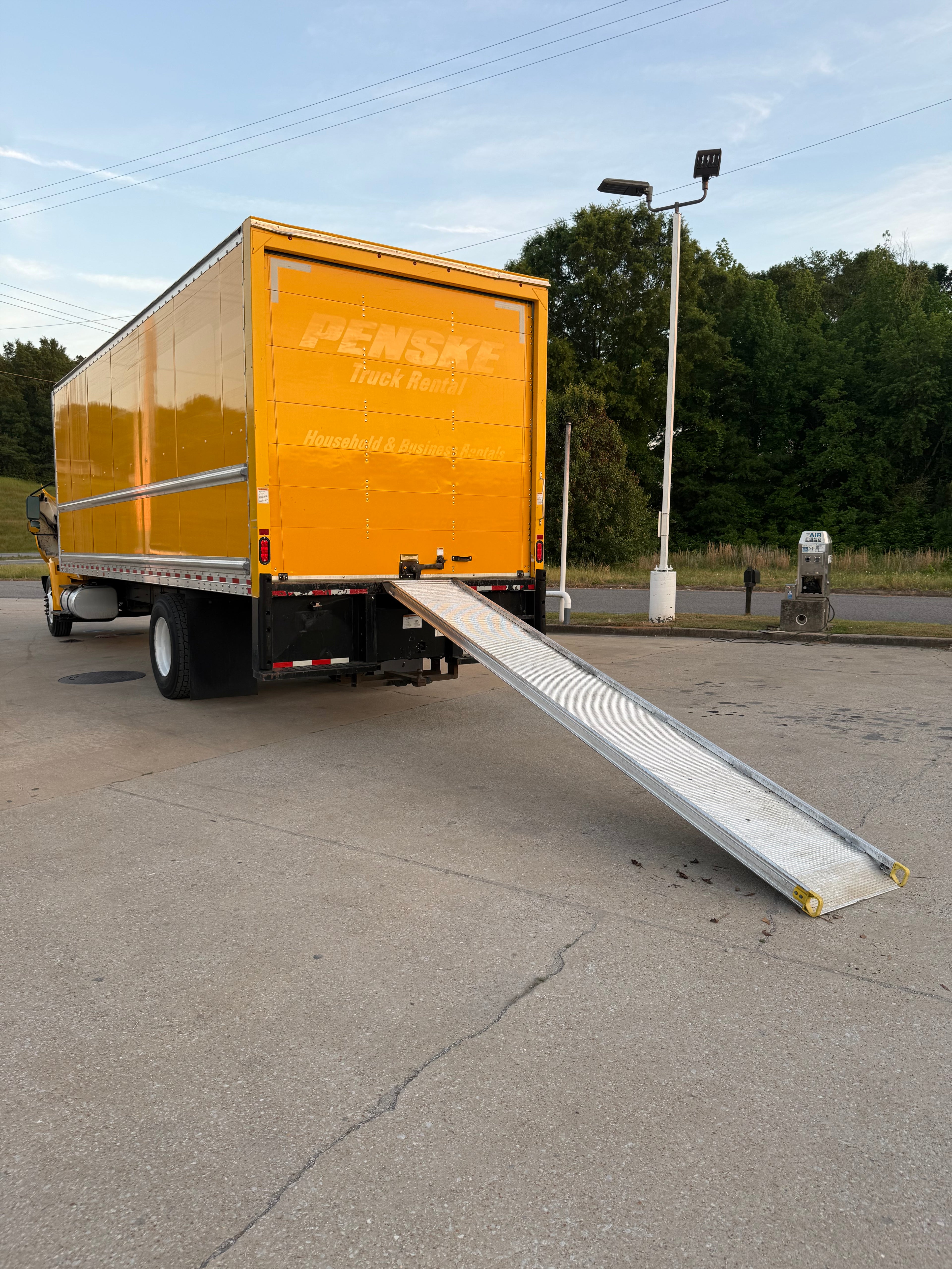 2021 International MV - 253k Miles with Liftgate